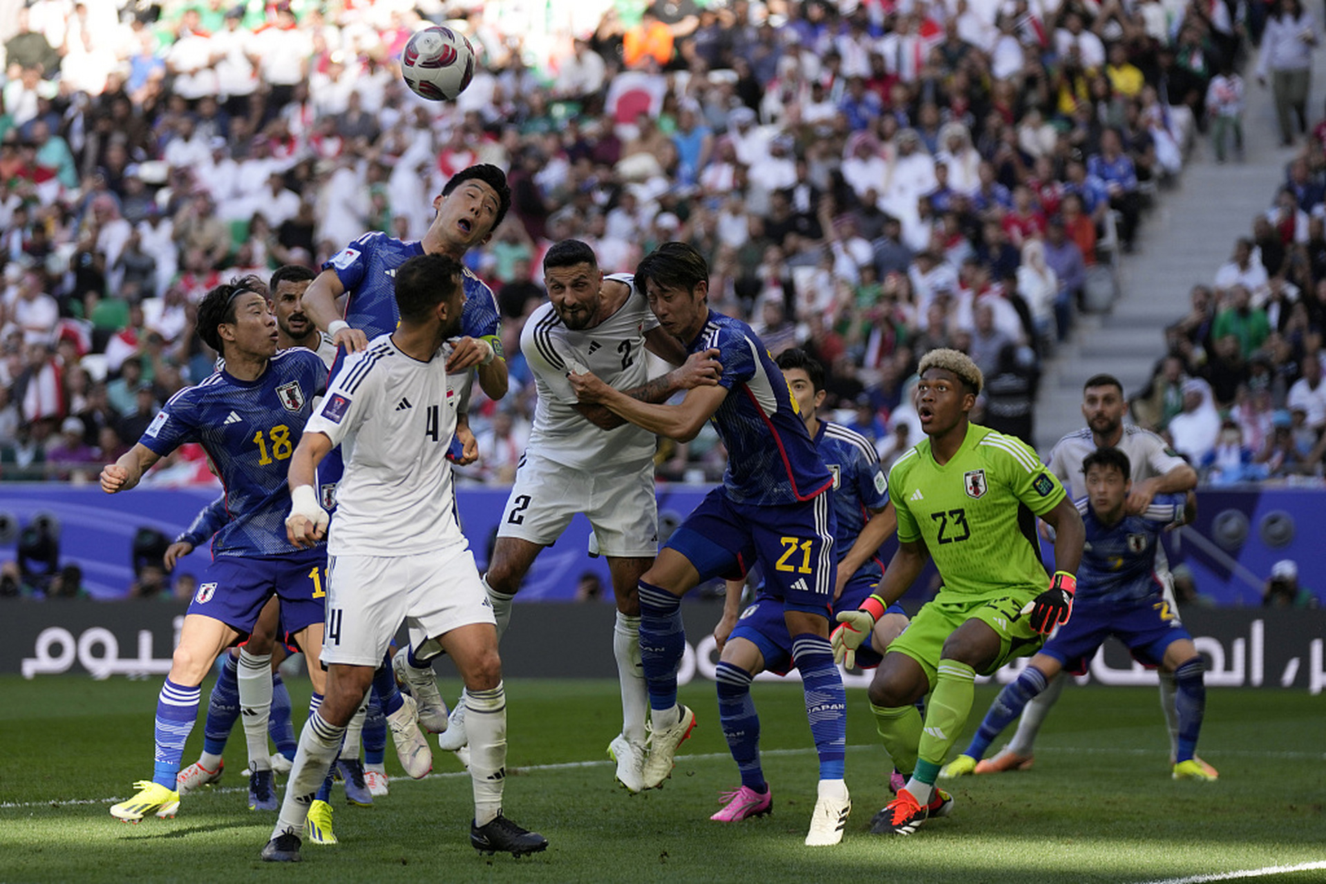 大连人马威风长驻,击败亚洲强队 大连人马威风长驻,击败亚洲强队