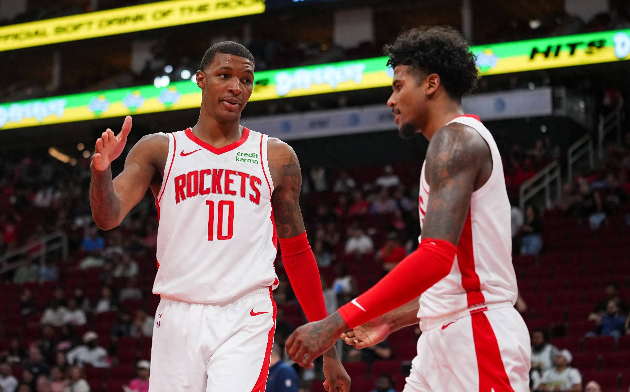 包含勇士再战火箭，谁能在激烈的对决中脱颖而出？的词条