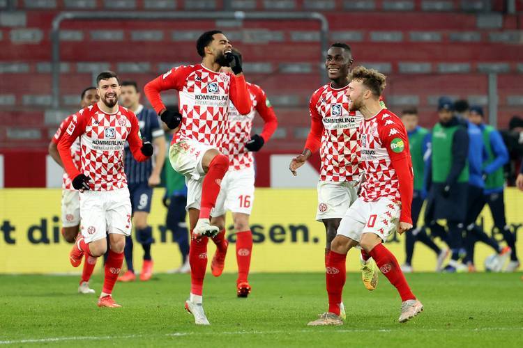 开云APP-包含沃尔夫斯堡士气高涨，期待下一场比赛的胜利的词条