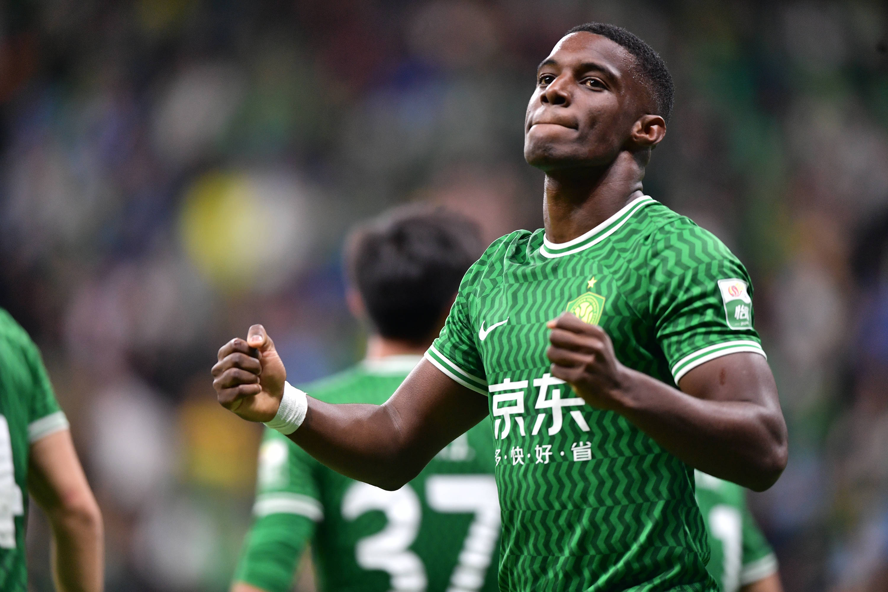 包含阿森纳连胜收官，下赛季目标更高的词条