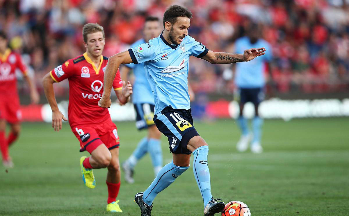 西班牙人宣布签约阿根廷后卫，目标锋线强化的简单介绍