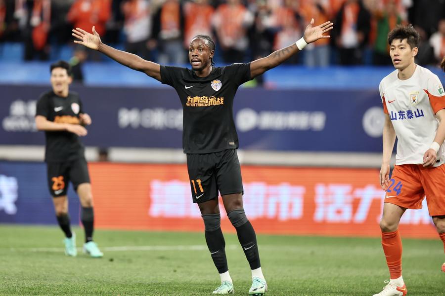 齐鲁德比火爆进行,深圳决战高潮迭起的简单介绍 齐鲁德比火爆进行,深圳决战高潮迭起的简单介绍