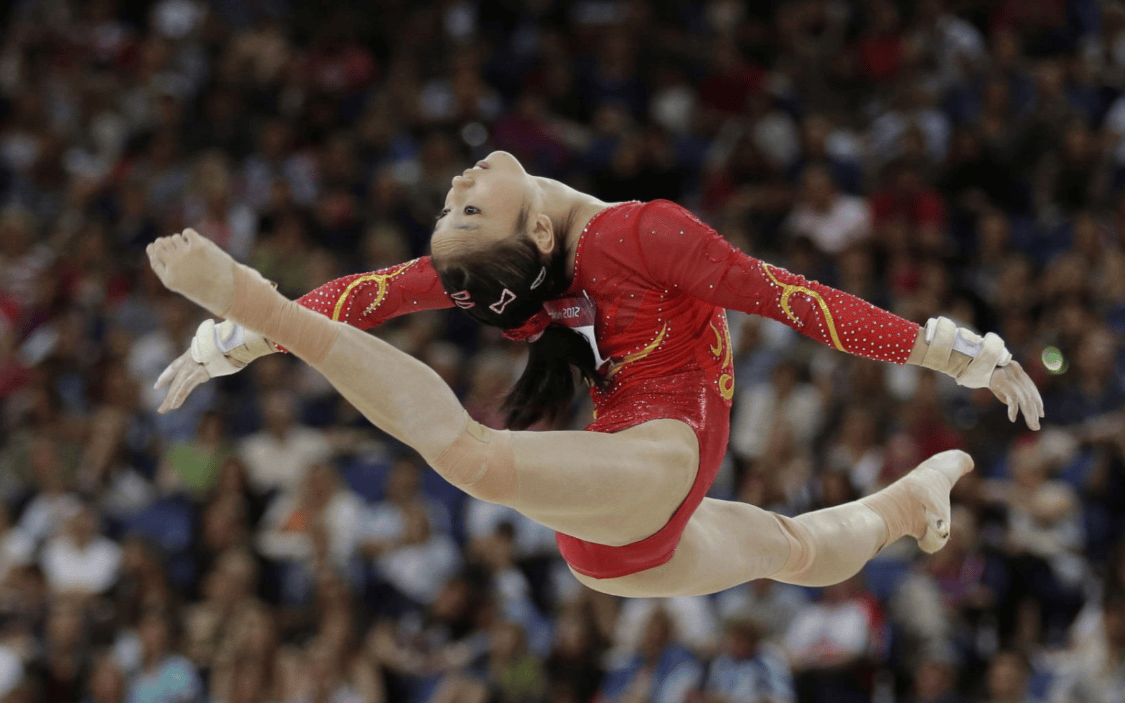 包含体操项目名将再获金牌，中国队绝地反击的词条