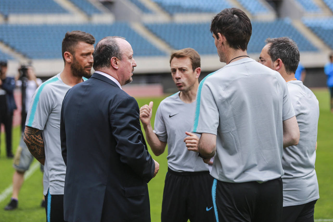 纽卡斯尔遇平局，奖杯梦再现