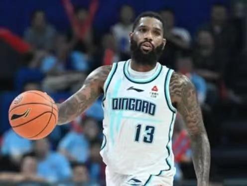 巴恩茅斯与对手战至最后，遗憾落败