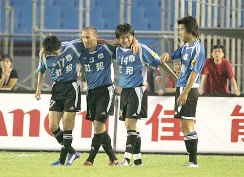 大连实德客场挑战，决心全力一搏