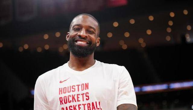 老将球员迎来事业巅峰，为球队锦上添花