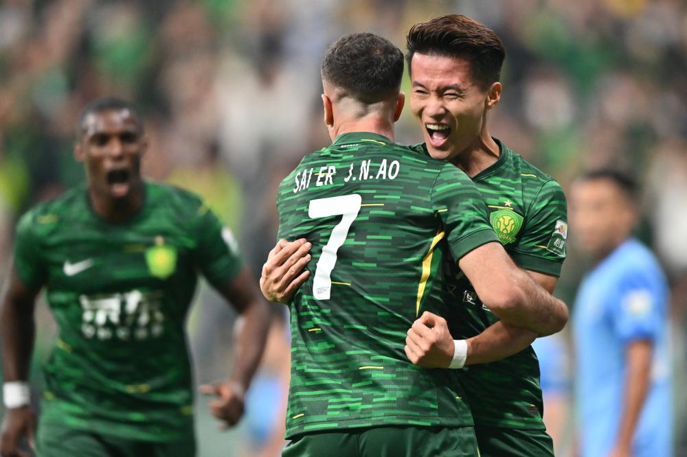 国安前锋精彩表现，助球队豪取四连胜