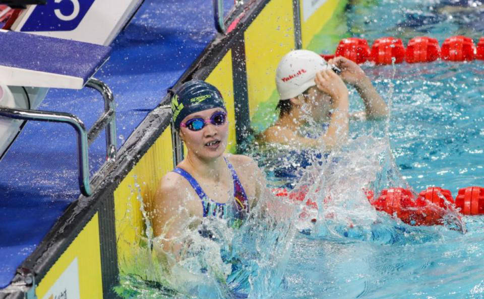 巴勒斯坦选手在游泳比赛中创造佳绩