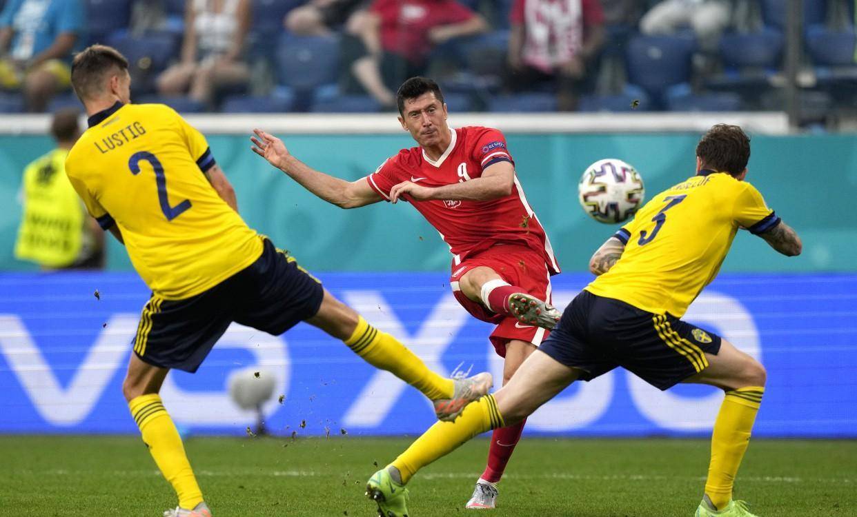 队伍团结协作，欧洲杯预赛场上创造奇迹胜利