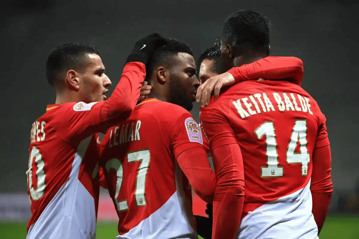 摩纳哥主场击败尼斯，连胜冲刺