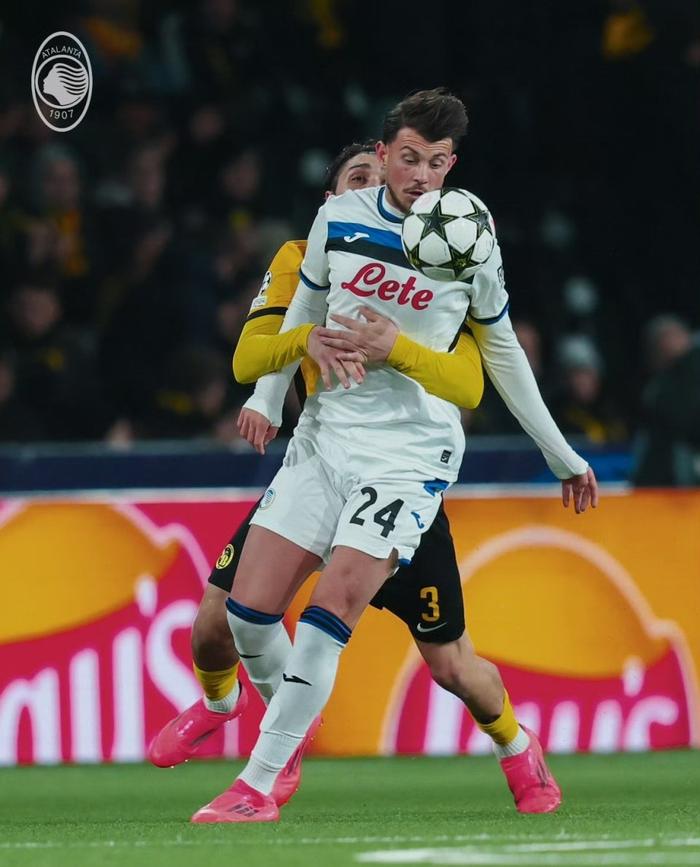 关于AC米兰不敌亚特兰大，遭遇连败的信息