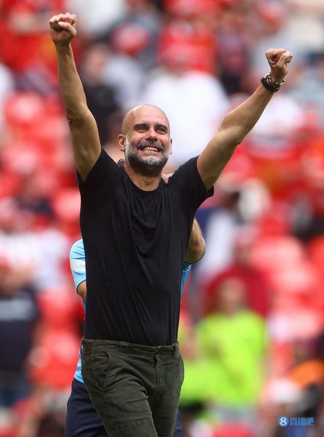 曼城多点开花，瓜迪奥拉霸气指导球队夺冠