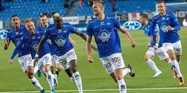 沃尔夫斯堡豪取胜利，保持不败纪录