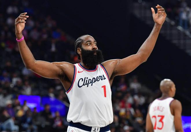 火箭胜步行者，哈登砍下35分！的简单介绍