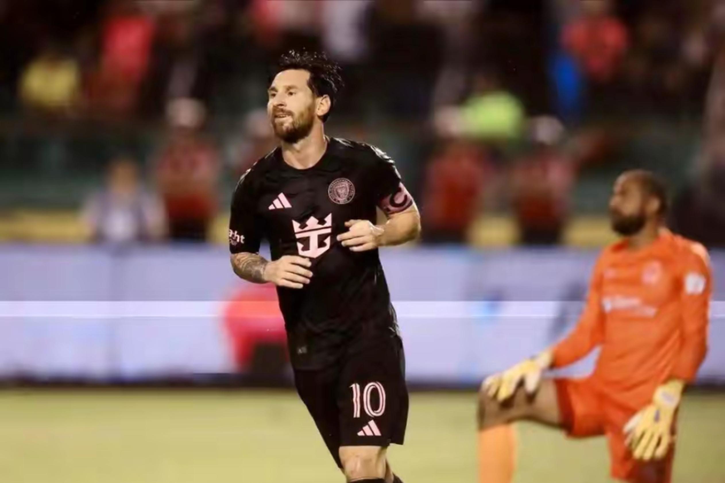 一战成名欧洲赛场：比利时梅开二度，锁定小组第一