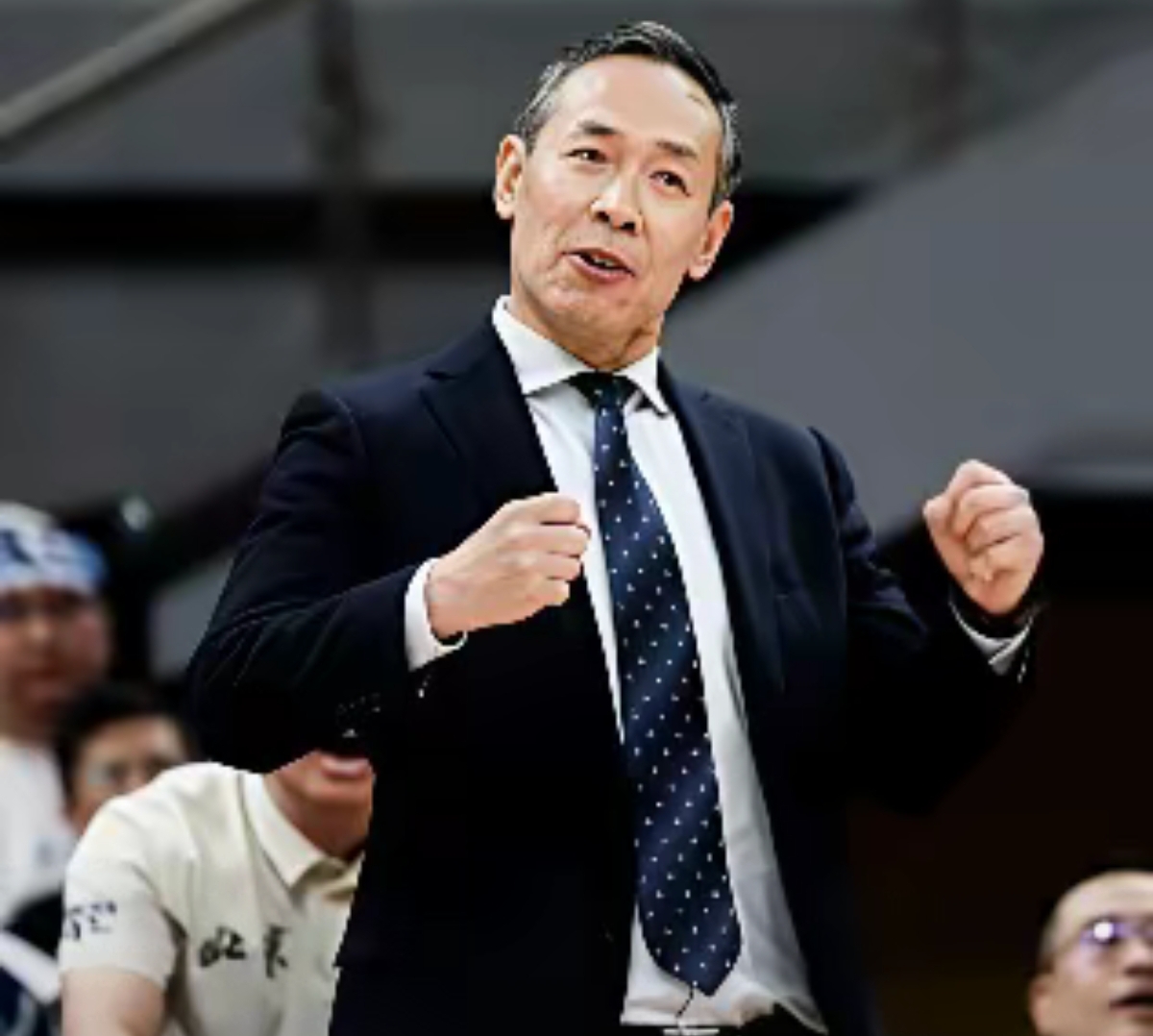 千呼万唤胜利至，球队士气高昂