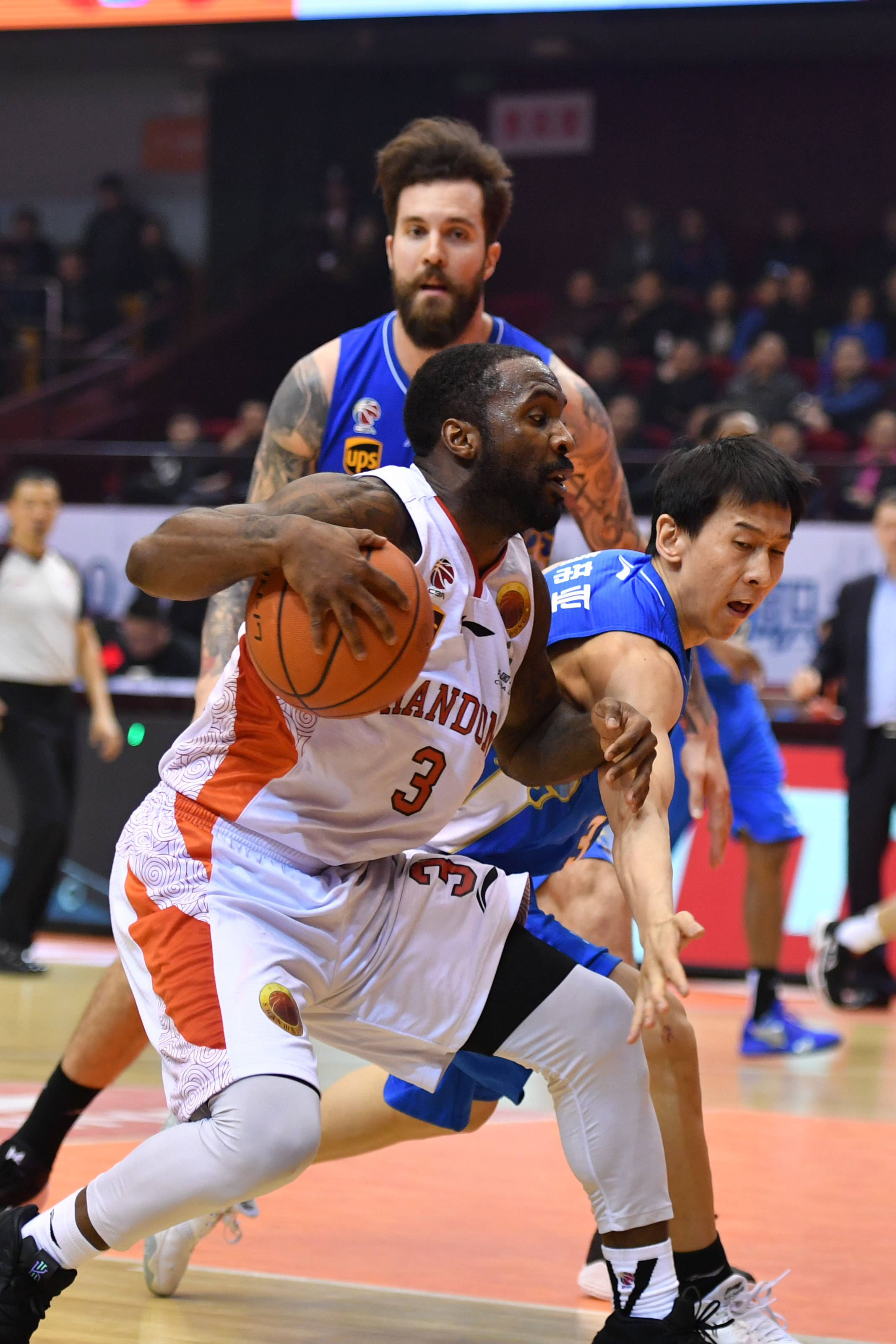 江苏队球员状态回升，备战新一轮比赛的简单介绍