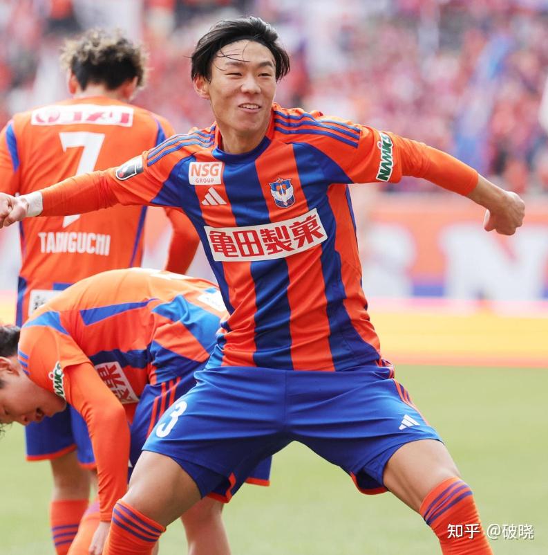 包含弗赖堡平局收场,主场表现令人担忧的词条 包含弗赖堡平局收场,主场表现令人担忧的词条