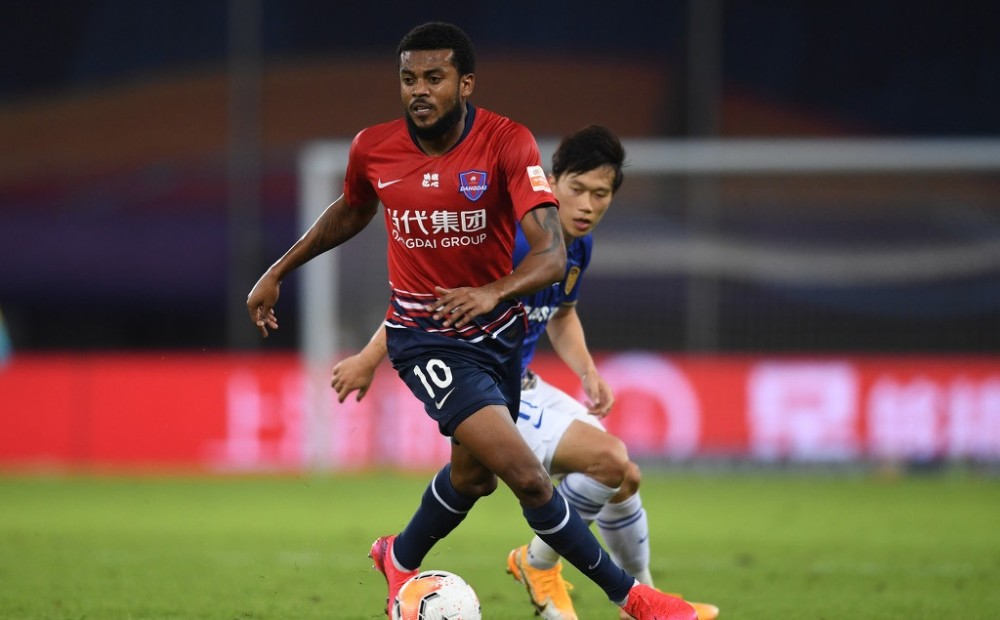 包含陕西男篮抢满主场，逼平强敌晋级半决赛的词条