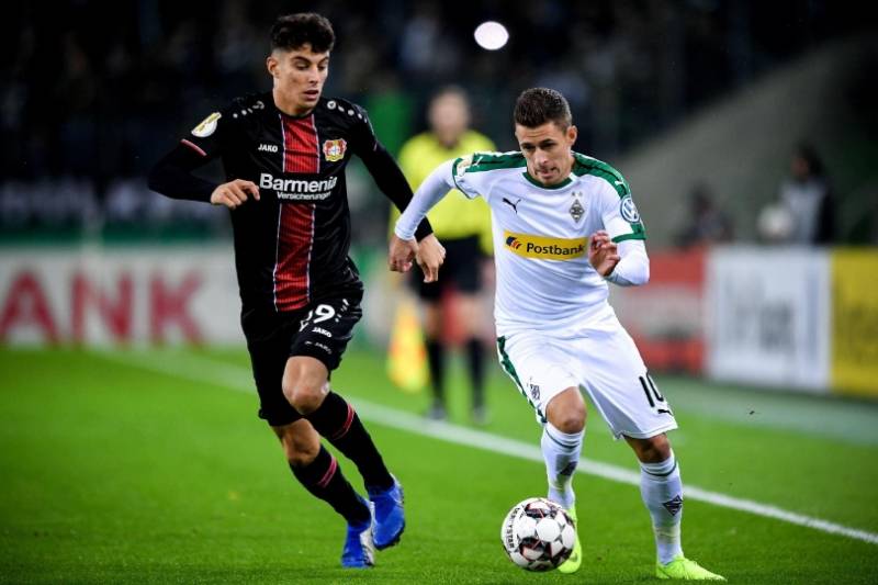 门兴格拉德巴赫击败勒沃库森，提升至联赛第三位