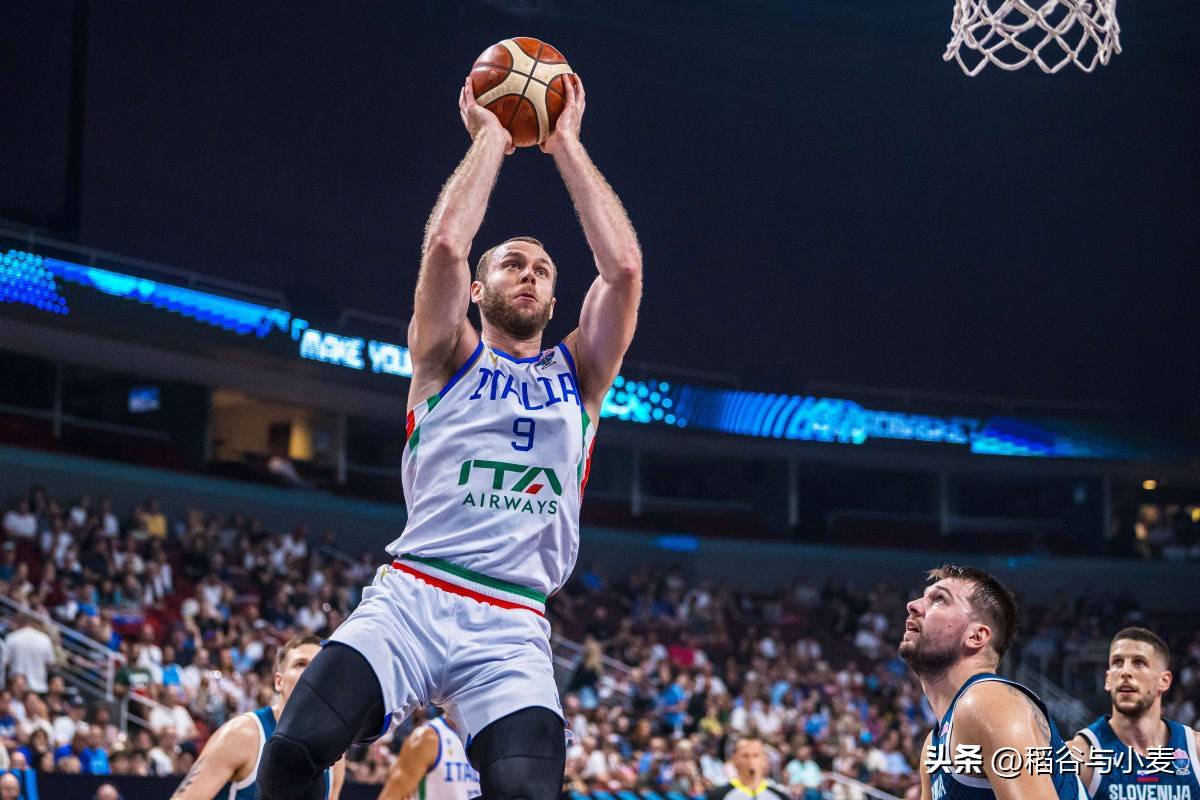 独行侠客场击败鹈鹕，多诺万表现出色的简单介绍