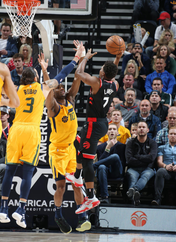 洛瑞强势，猛龙客场擒魔术取得季后赛首胜