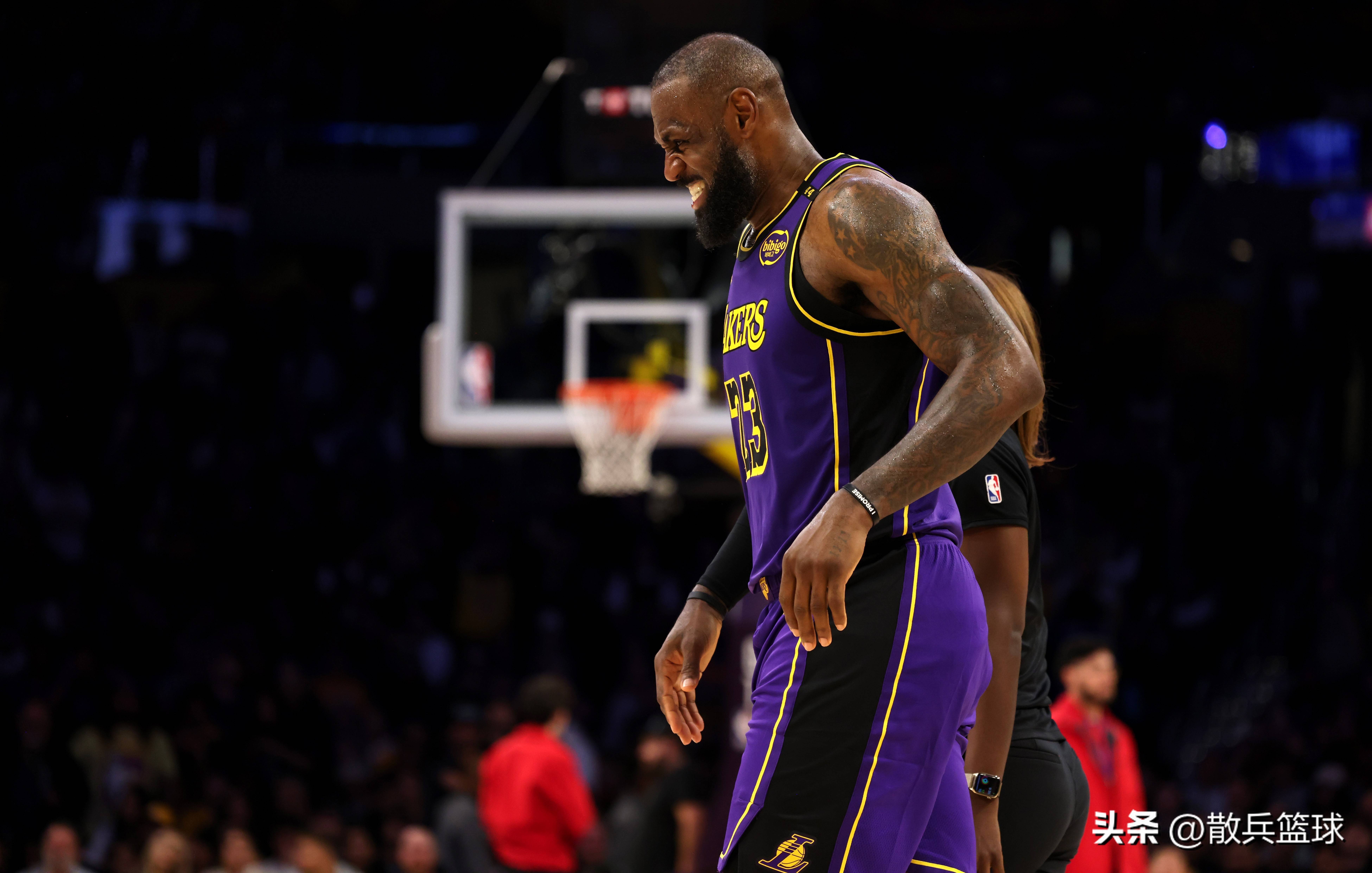 关于湖人前锋因伤缺席比赛,重回健康状态仍需时日的信息 关于湖人前锋因伤缺席比赛,重回健康状态仍需时日的信息