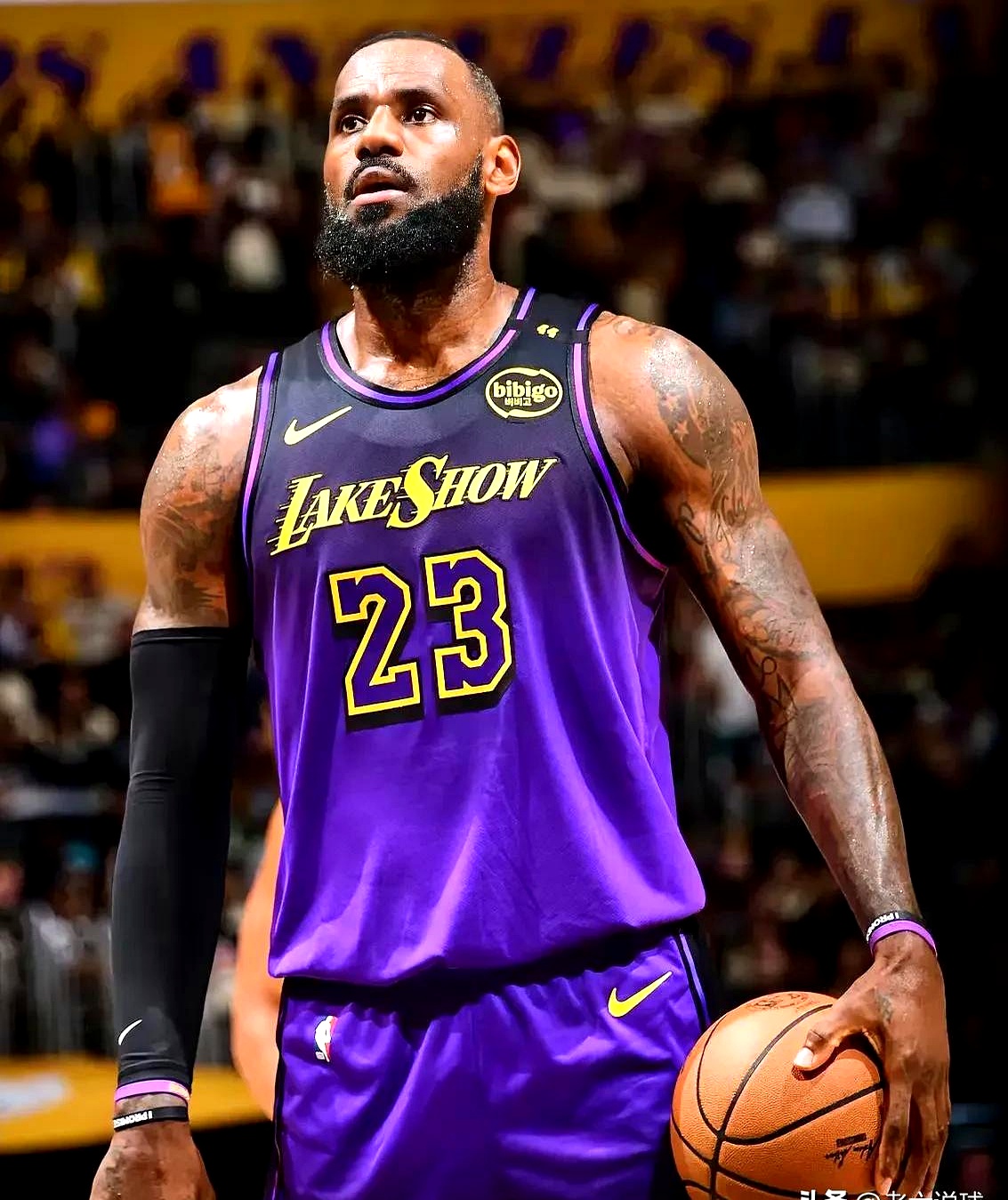 灰熊主场爆冷击败湖人