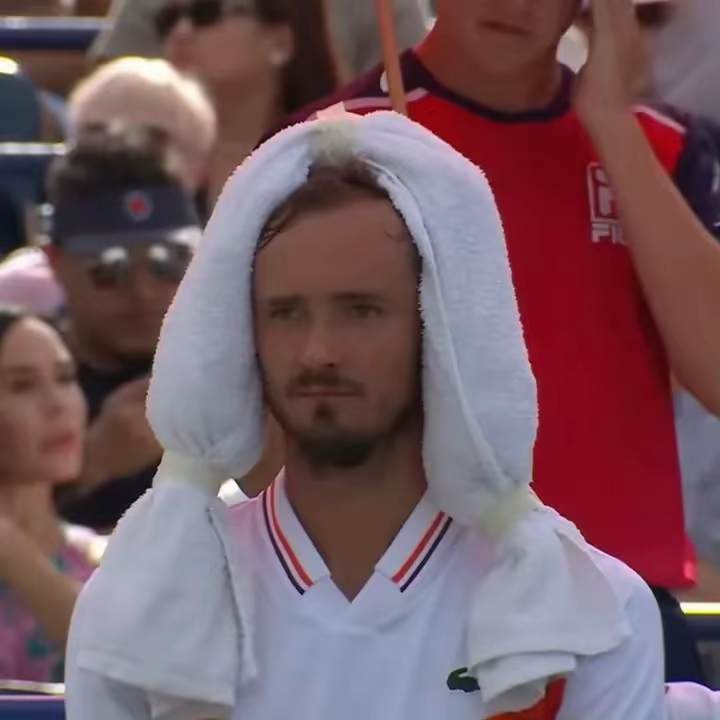 ATP总决赛逆转温网，梅德韦杰夫关键制胜