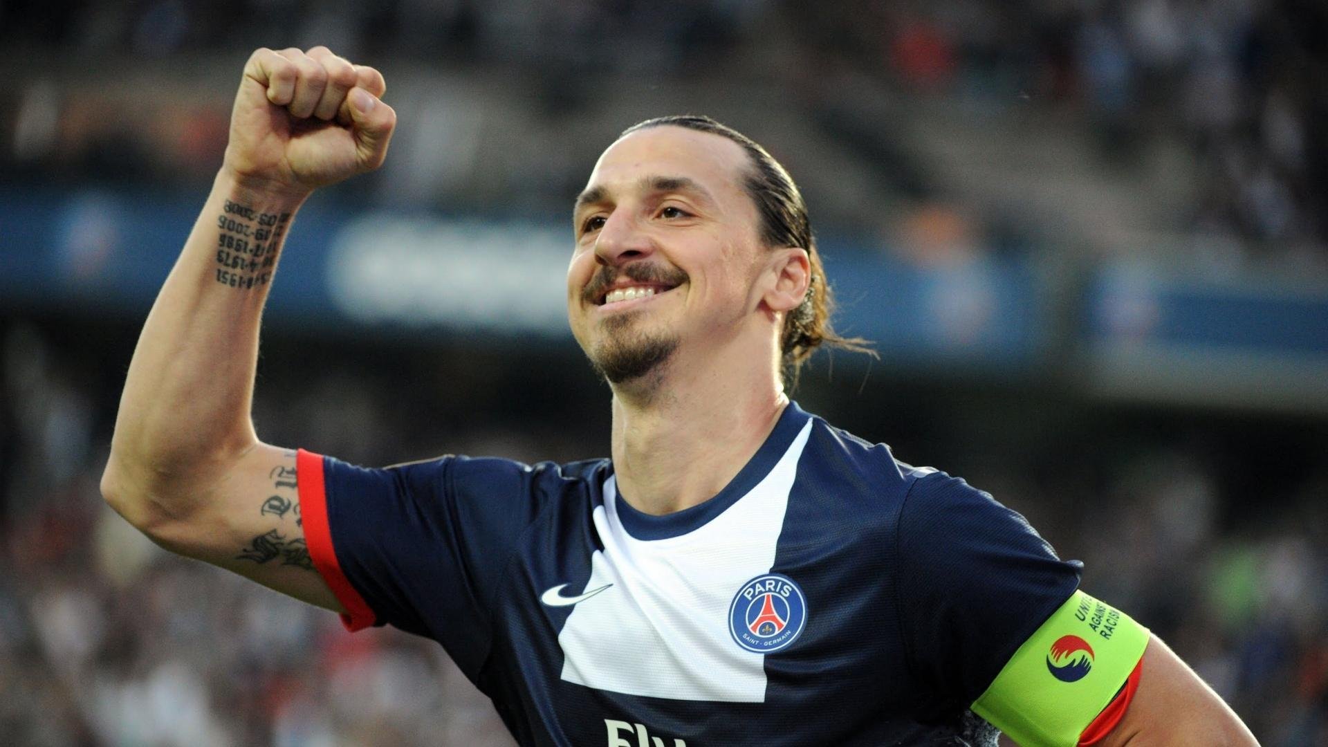 绿茵双响炮,楚阿梅尼的领袖凯歌与伊拉克的压哨奇迹